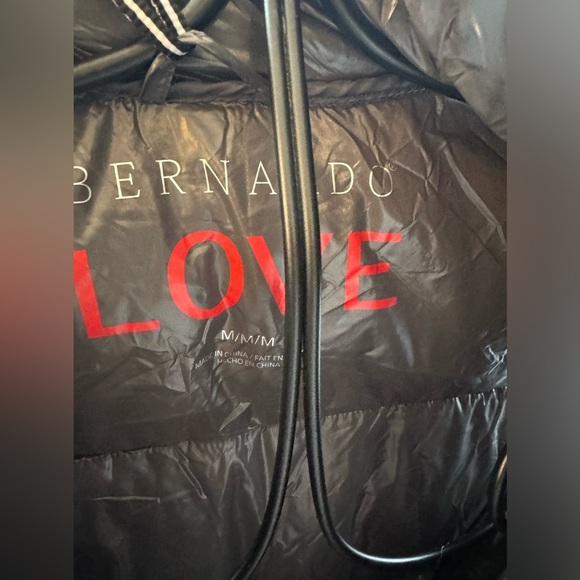 Bernardo Long Puffer Vest NWT - Picture 15 of 15